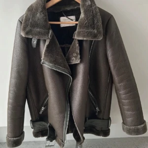 Aviator jacka - Höstjacka i grön färg!