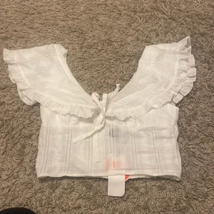 Vit topp - Vit topp som jag aldrig använt