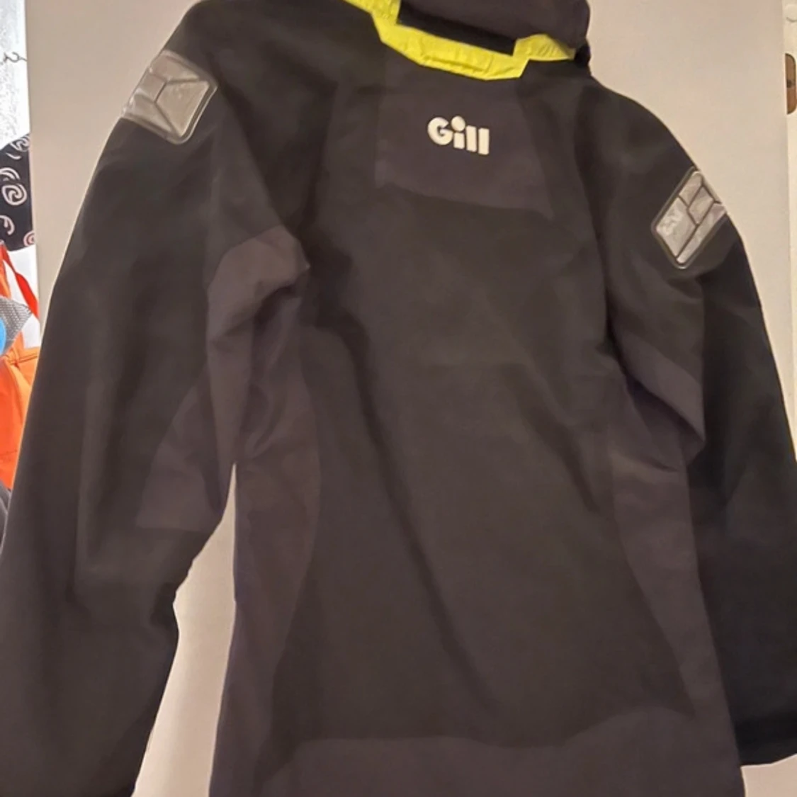 Svart jacka från Gill - 90