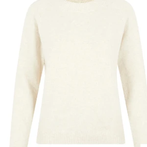 Vero Moda stickad tröja  - Superfin stickad tröja från vero Moda . Jättebra skick men lite lite nopprig men inget som syns  Hör av dig vid frågor 