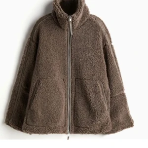 Teddyjacka  - Har denna i storlek s men skulle vilja byta mot en xs💕BARA öppen för byten 