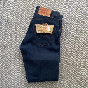 Vintage levis jeans - Vintage 505 levis jeans som jag hittade på en marknad i Göteborg. Säljer på grund av att dem inte passade. Aldrig använda.