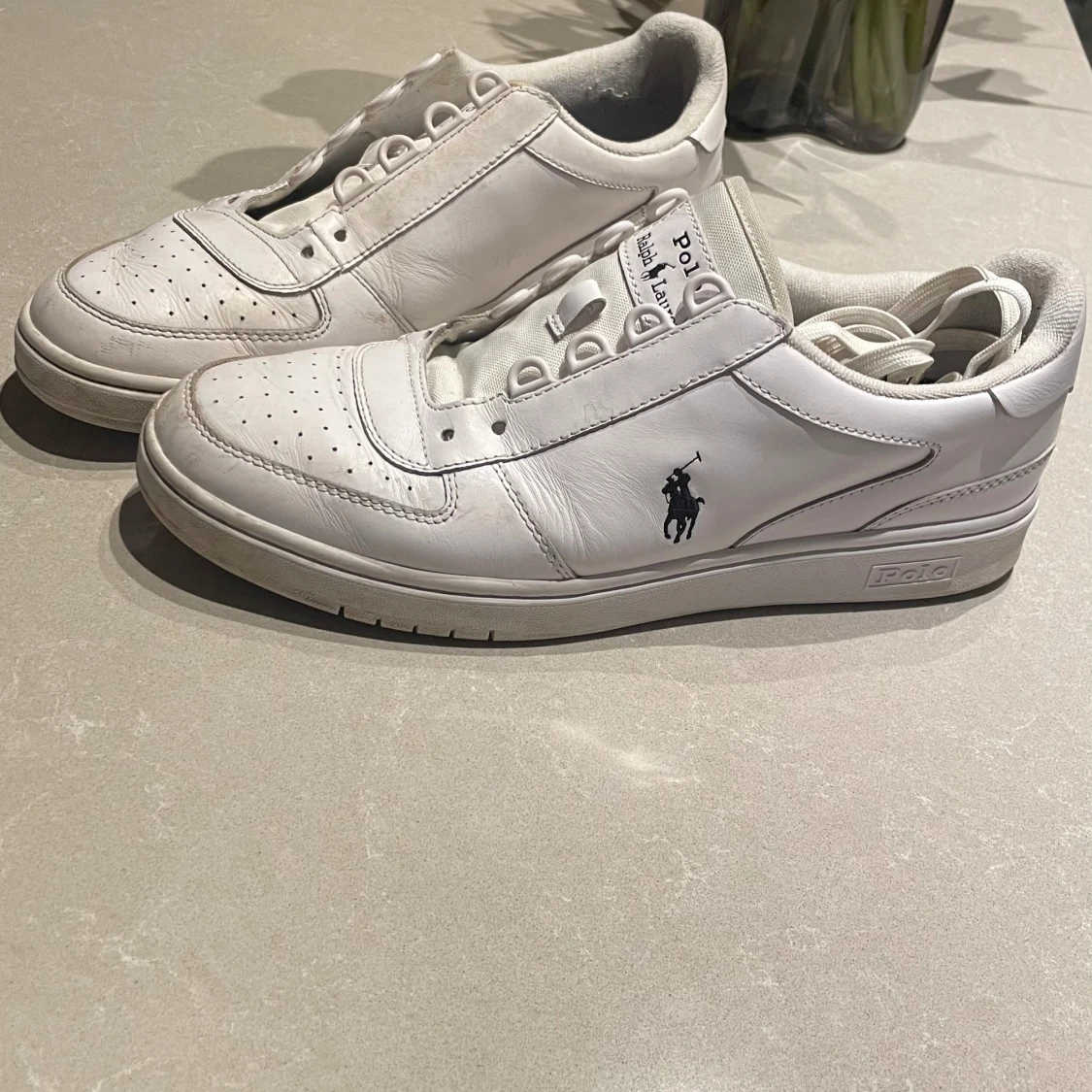 Vita sneakers från Polo Ralph Lauren - 1