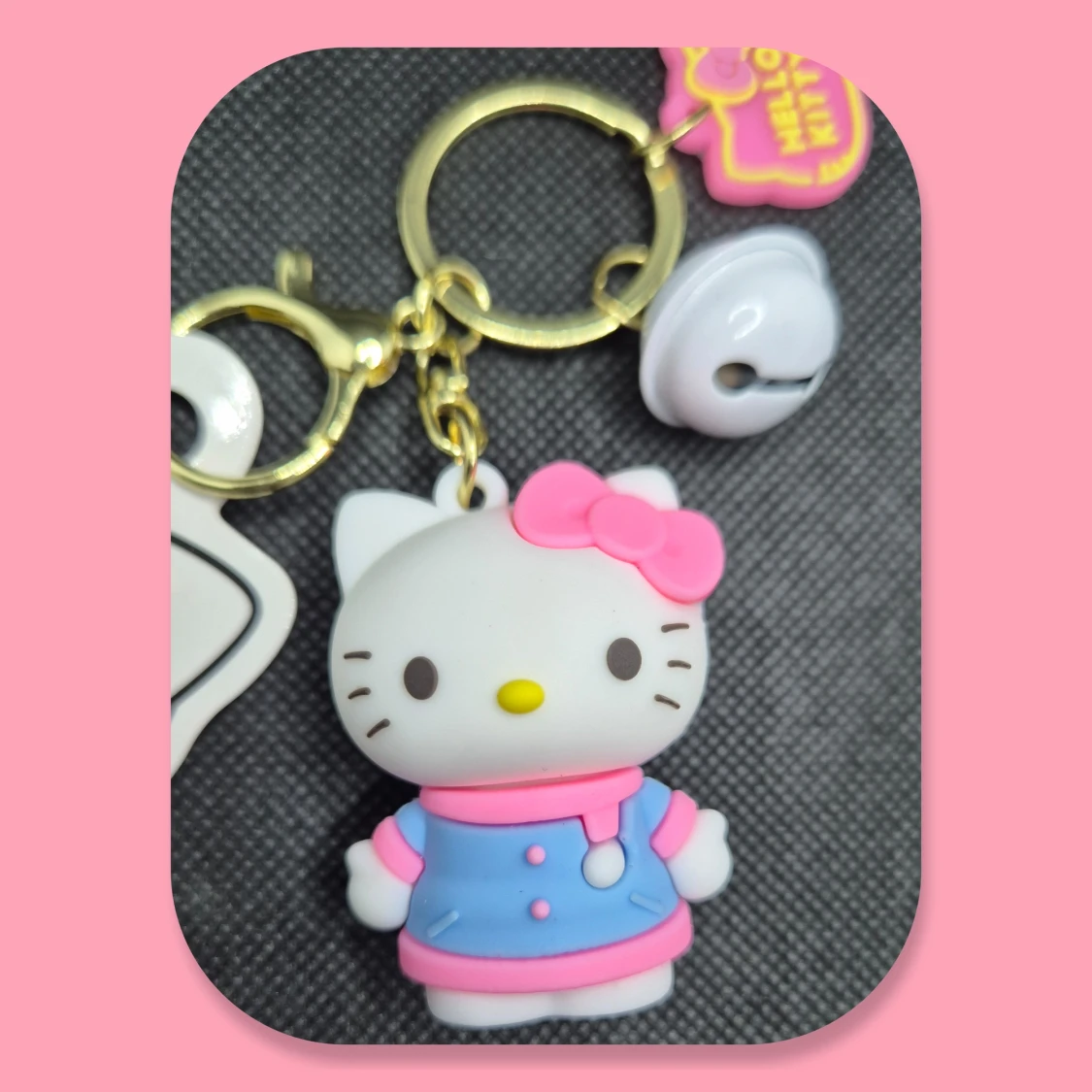 Hello Kitty 🎀 Nyckelring / Väsksmycke  - 92