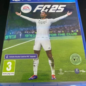 Fc 25 - Hej, jag säljer mitt fc25 eftersom att jag inte spelar det längre. Om ni har frågor så skicka. Vid snabba köp så går jag med på 200