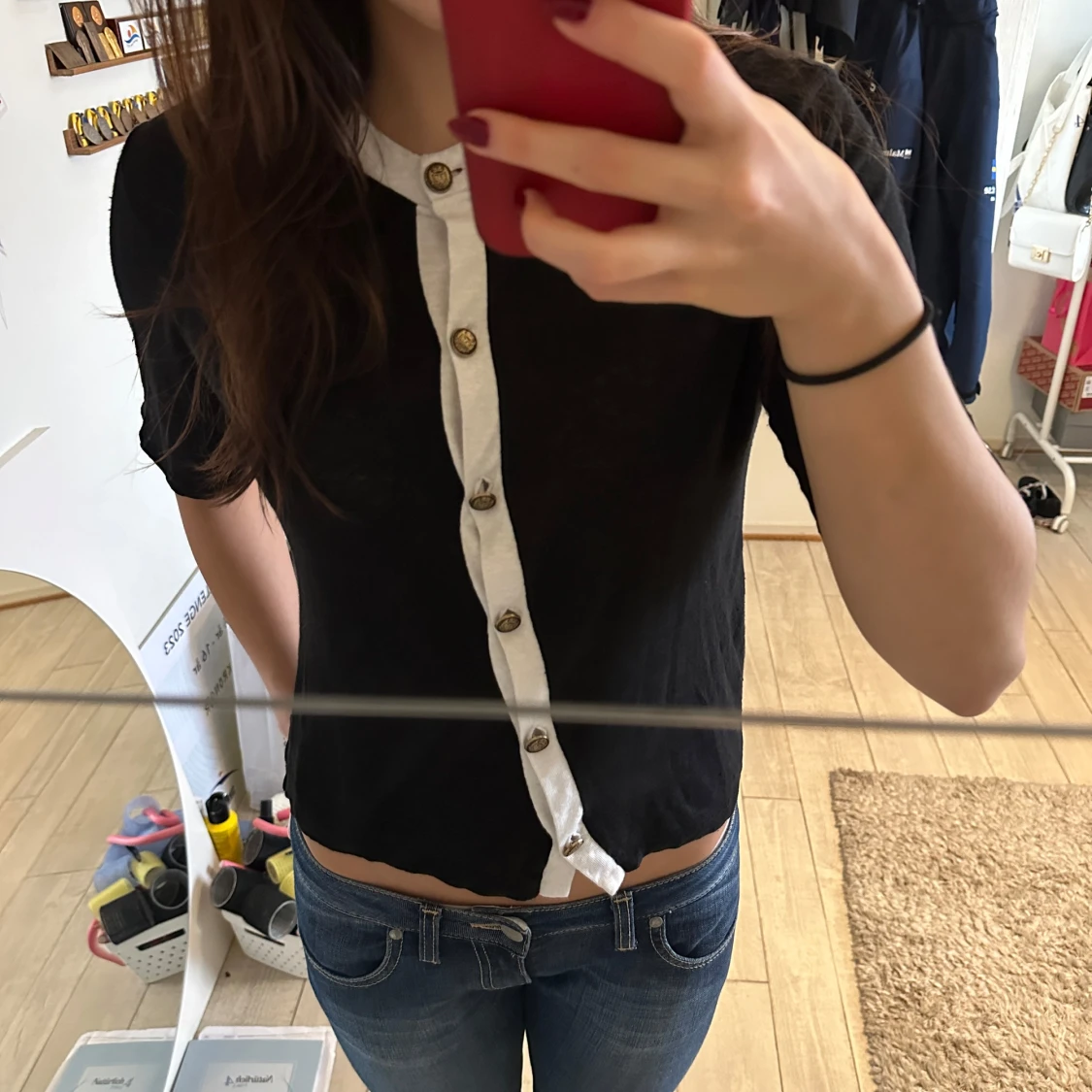 Svart kortärmad topp från Massimo Dutti