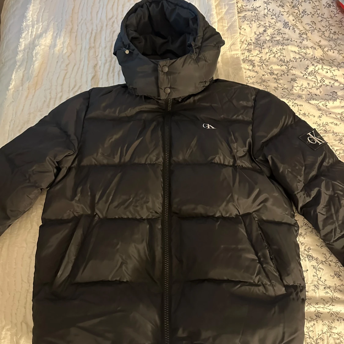 Svart dunjacka från Calvin Klein - 92