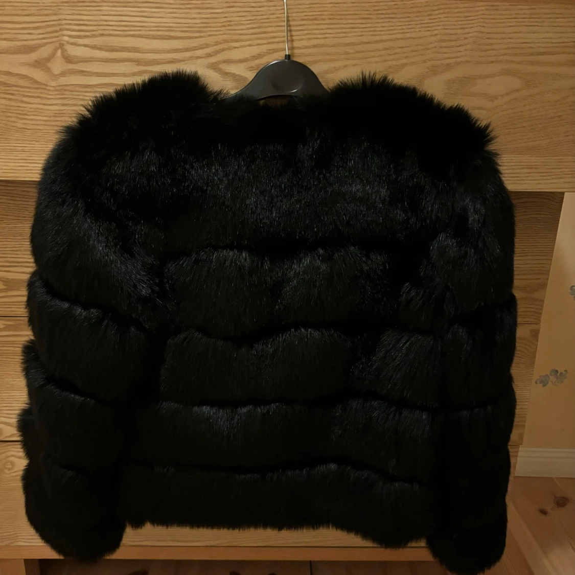 Pälsjacka - oanvänd  - 90