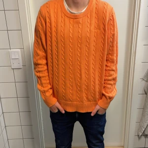 Stickad bondelid tröja - Säljer denna feta bondelid tröja för endast 199kr nypriset ligger runt 800kr skick 9/10 Mvh luxury 