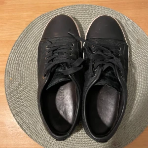 Lanvin - Fetta lavin mörkt gröna  42/43,5  Priset kan diskuteras  Äkta