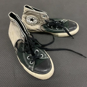 Converse - Unika converse i flera färger. Okej skick. Skriv om du har frågor☺️