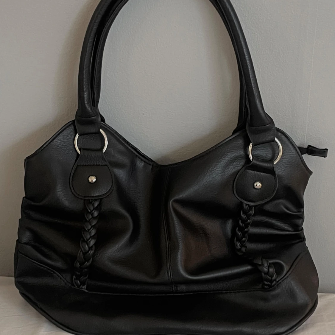 Gullig svart väska⚡️