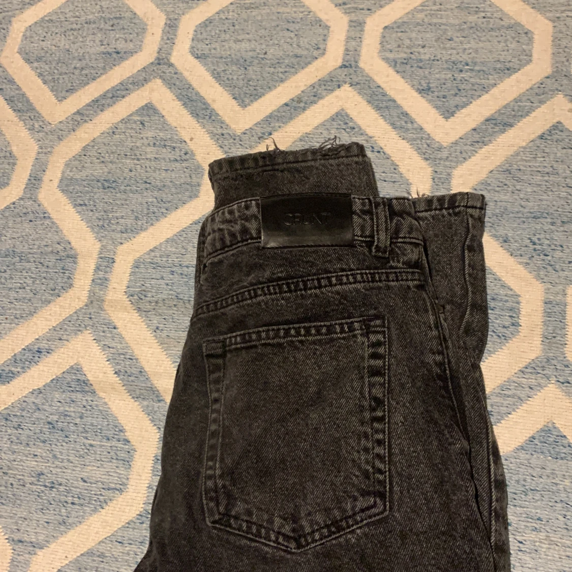 Svarta jeansbyxor - 91