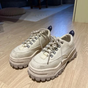 Eytys angel  - Fint skick storlek 38