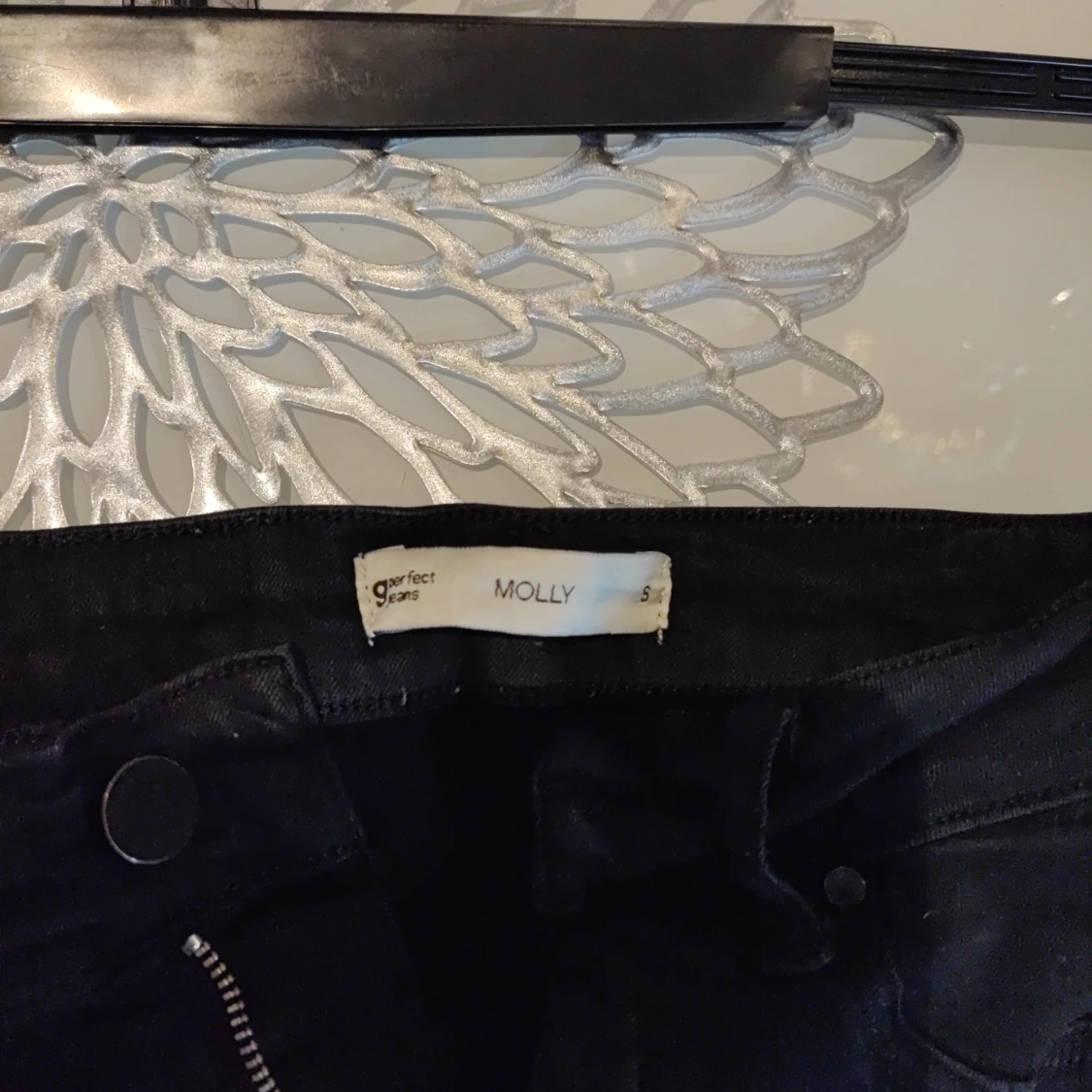 Molly svart korta jeans, storlek 34 - 92