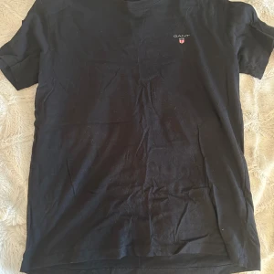 Gant tröja  - En Gant tröja i stl 160 (Xs-S) inga defekter! 