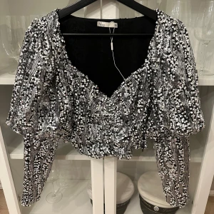 Glitter Top 🪩 - Glitttrig Top🪩🤍