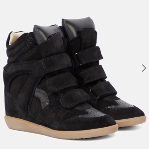 Isabel marant  - SÖKER isabel marant skor st 37. Köper för 2000 direkt så hör av er!!