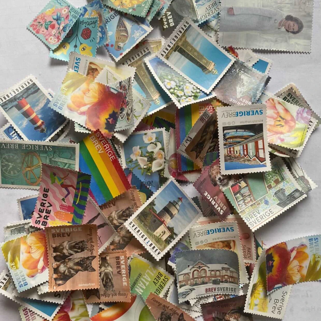 200st svenska frimärken ostämplade utan lim bra kvalitet