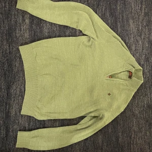 En half zip Morris tröja - En mycket snygg Morris tröja. 