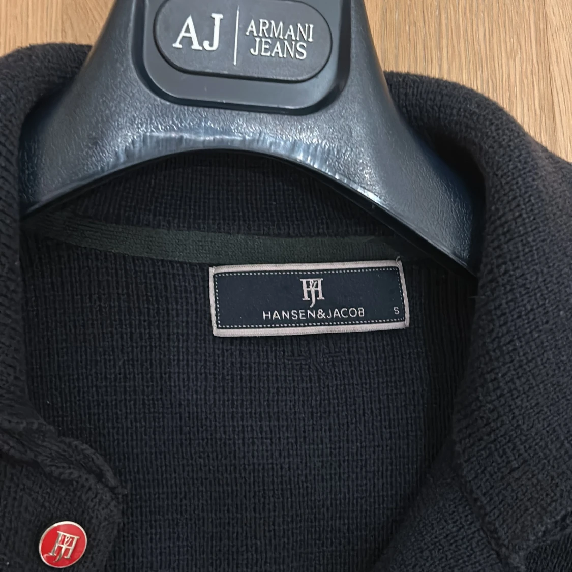 Mörkblå cardigan från Hansen & Jacob - 2