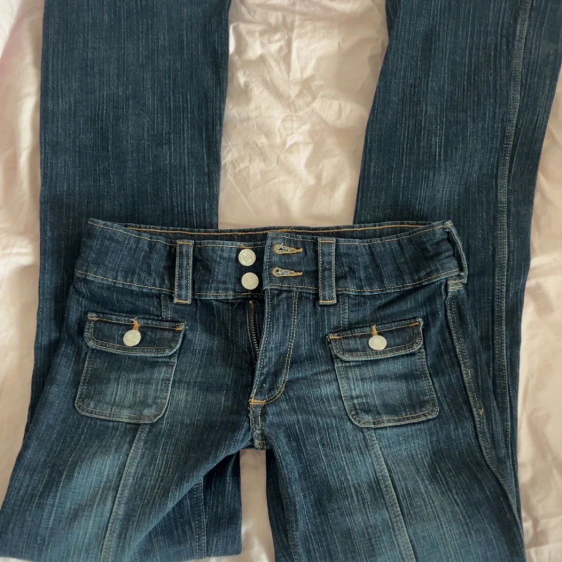 Low waist bootcut jeans