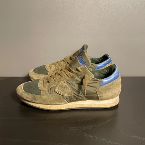 Philippe model - Riktigt feta Philippe model skor i bra skick, storlek 42. Hör av dig vid minsta fundering(38)