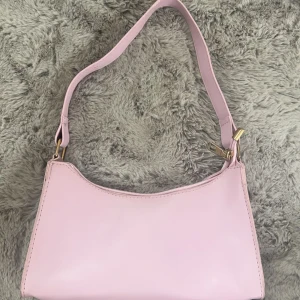 Väskor  - Bägge för 60:-