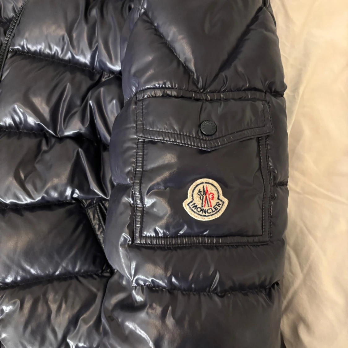 Moncler jacka  - 90