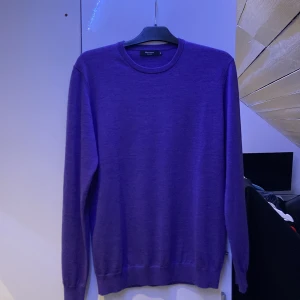 Matinique merino ull tröja - Hej, jag vill nu sälja min super fina Matinique 100% merino ull tröja som aldrig är använd. Den är i topp skick och är super bekväm. 