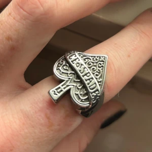 Silver ring - As nice ring i stainless steel. Köptes för 80 euro i Cypern 