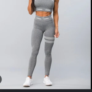 Stronger träningsbyxor  - Gråa träningsbyxor från Stronger🖤