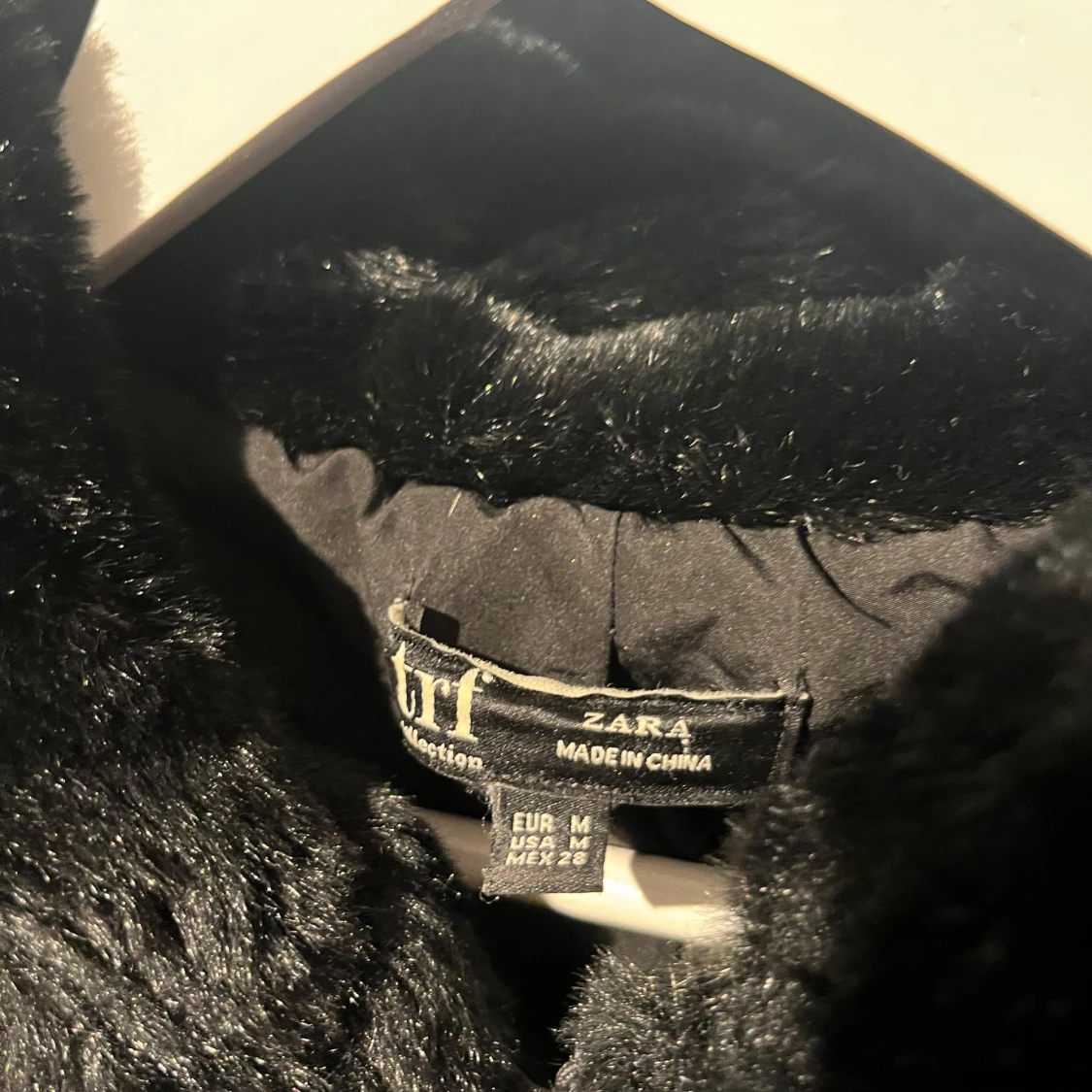 Svart pälsjacka från Zara - 92