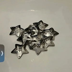 2 st - 2 stycken klämmor