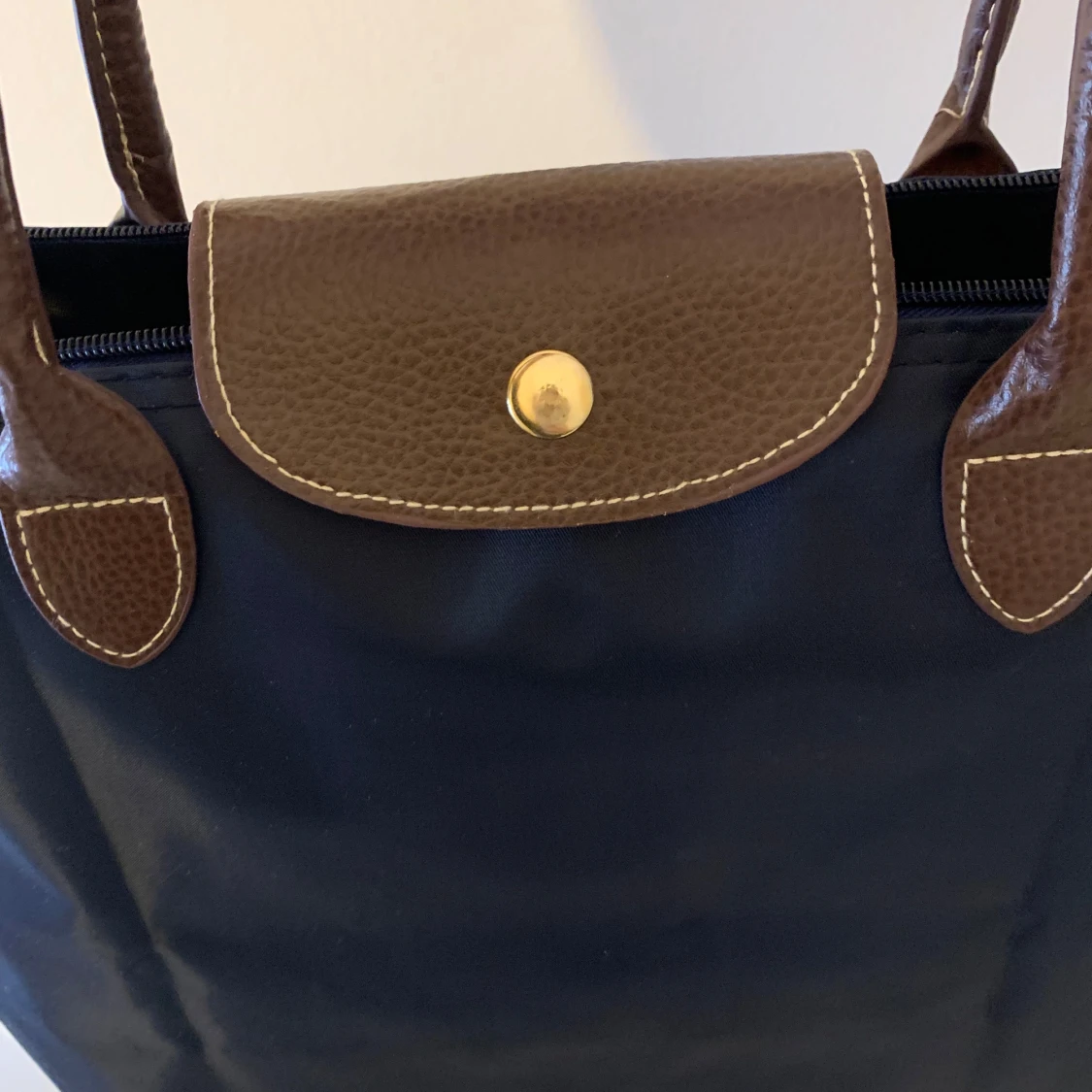 Marinblå väska  - 90