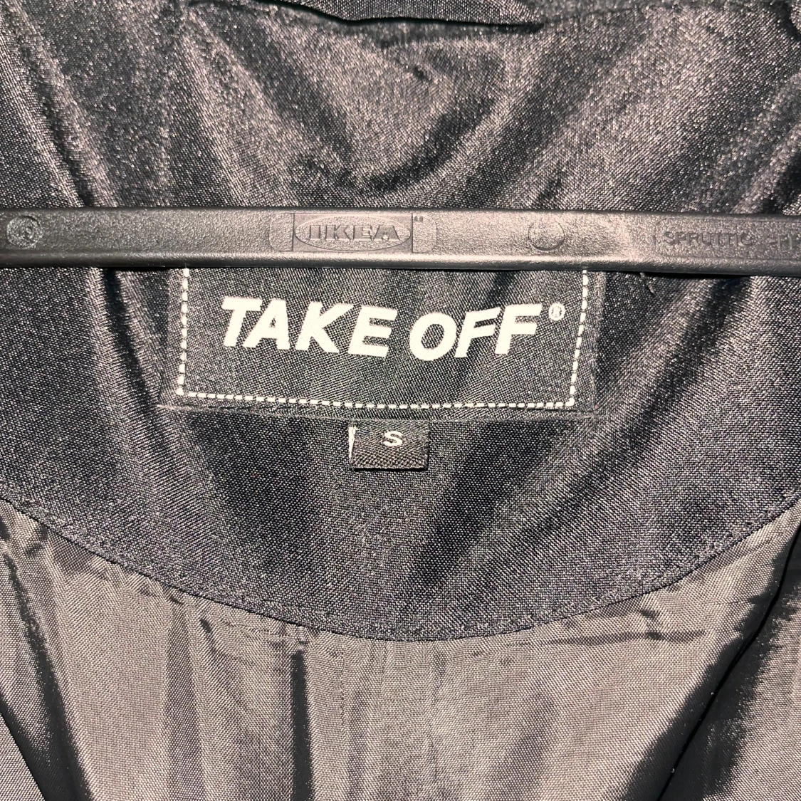 Svart pufferjacka från Take Off - 91