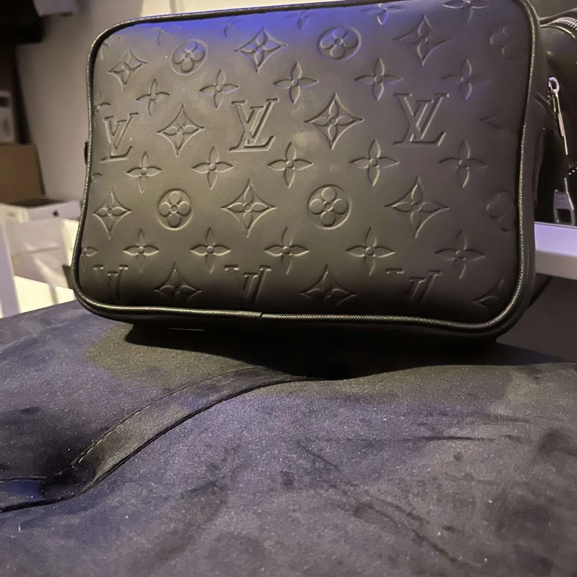 Luisvitton väska ny  - 90