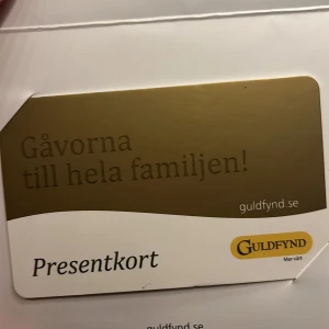 guldfynd presentkort - presentkort på guldfynd, laddat med 1000kr men säljer för 900kr (priset kan dock diskuteras)