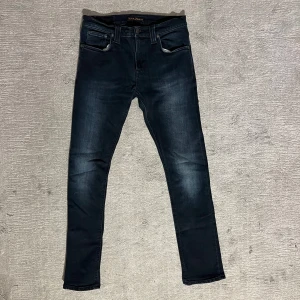 Nudie jeans - Säljer dessa nudie jeans i storlek 29/30. Jeansen är i i superskick, bara att höra av sig om man har några funderingar 🙌