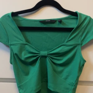 Grön topp  - Storlek xs