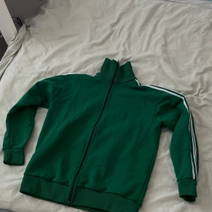 Track jacket - Okänt märke men köpt second hand i Paris