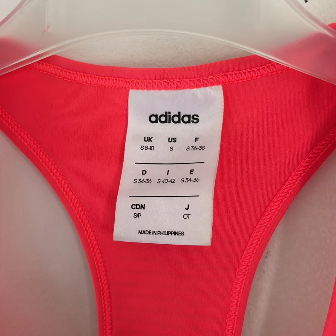 Rosa sporttopp från Adidas - 91