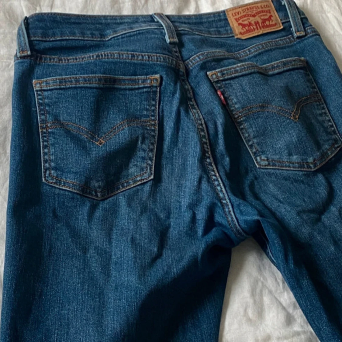 Lågmidjade levis jeans  - 2