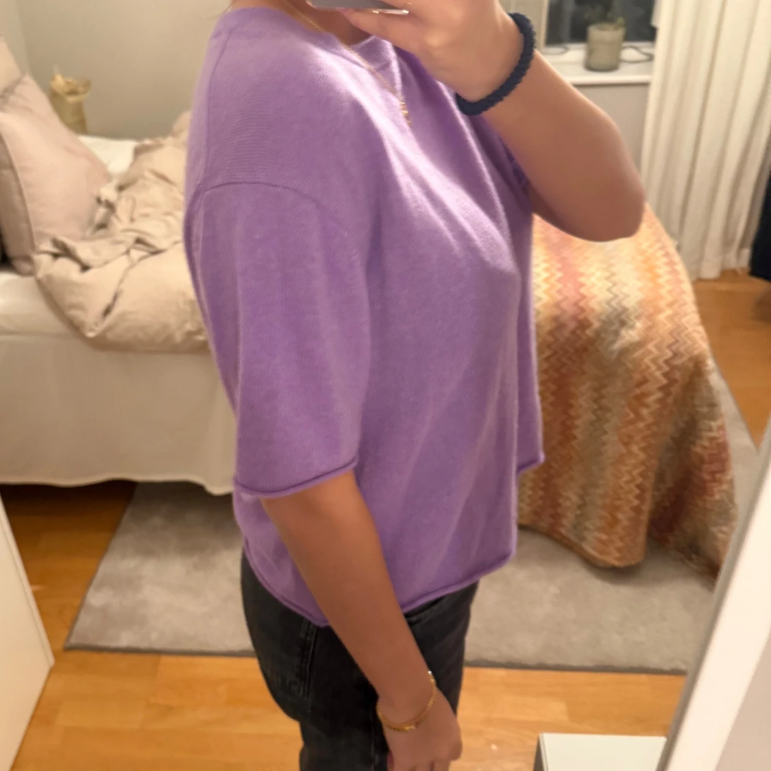 Lila kortärmad tröja - 1