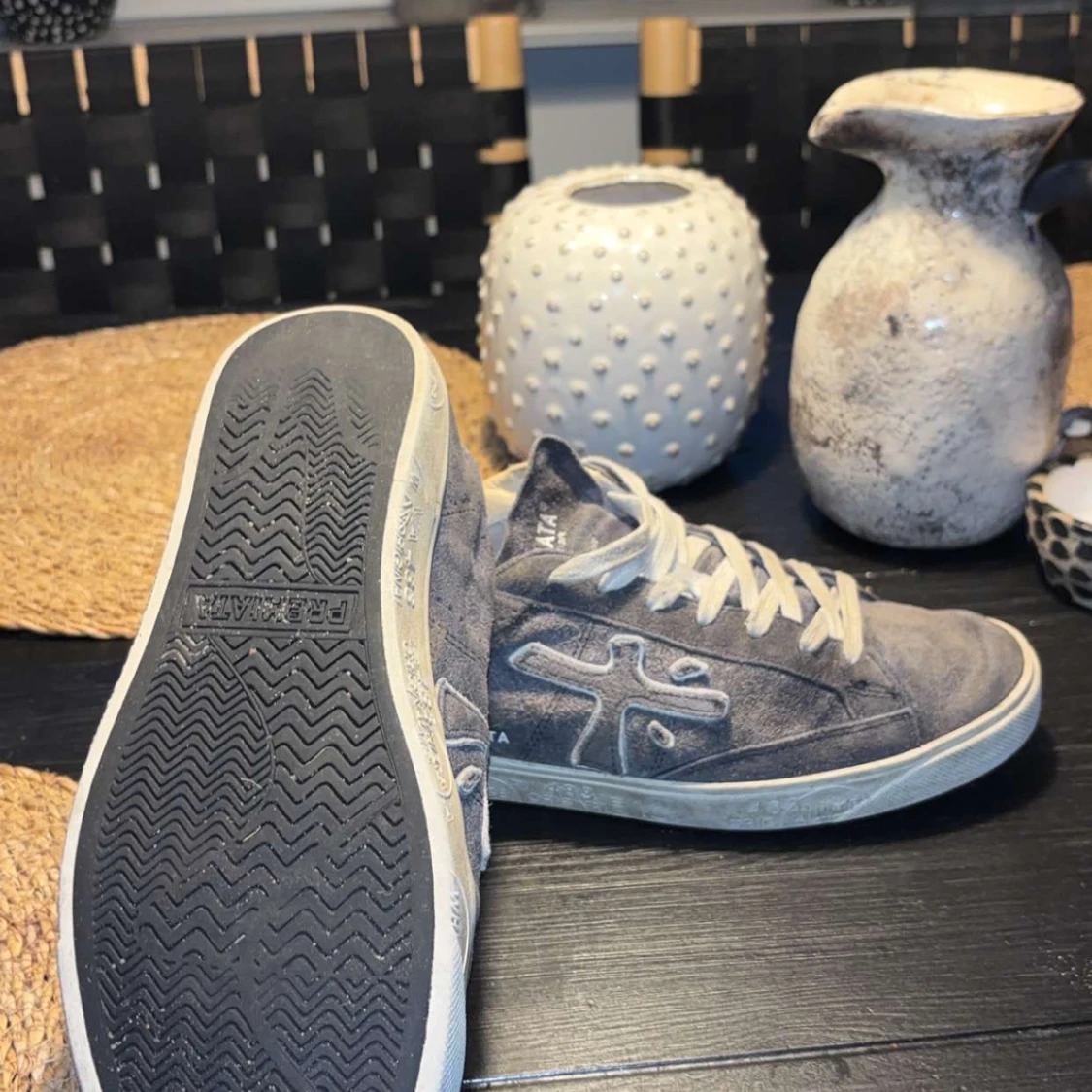Grå sneakers från Premiata - 1