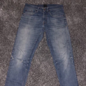 Tiger Sweden jeans  - Tja! Säljer dessa Tiger Sweden jeans då jag inte tycker att de sitter så bra på mig. Byxorna är använda 2 ggr så de har mycket kvar att ge. Skriv gärna vid fundering om du är intresserad 😃