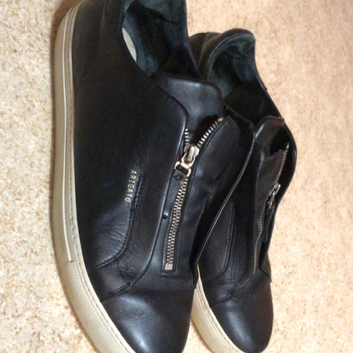 Svarta Axel Arigato - 1