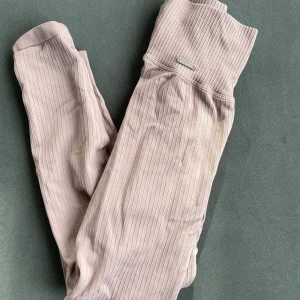 Träningsset aimn  - Bra skick och väldigt hög kvalitet 