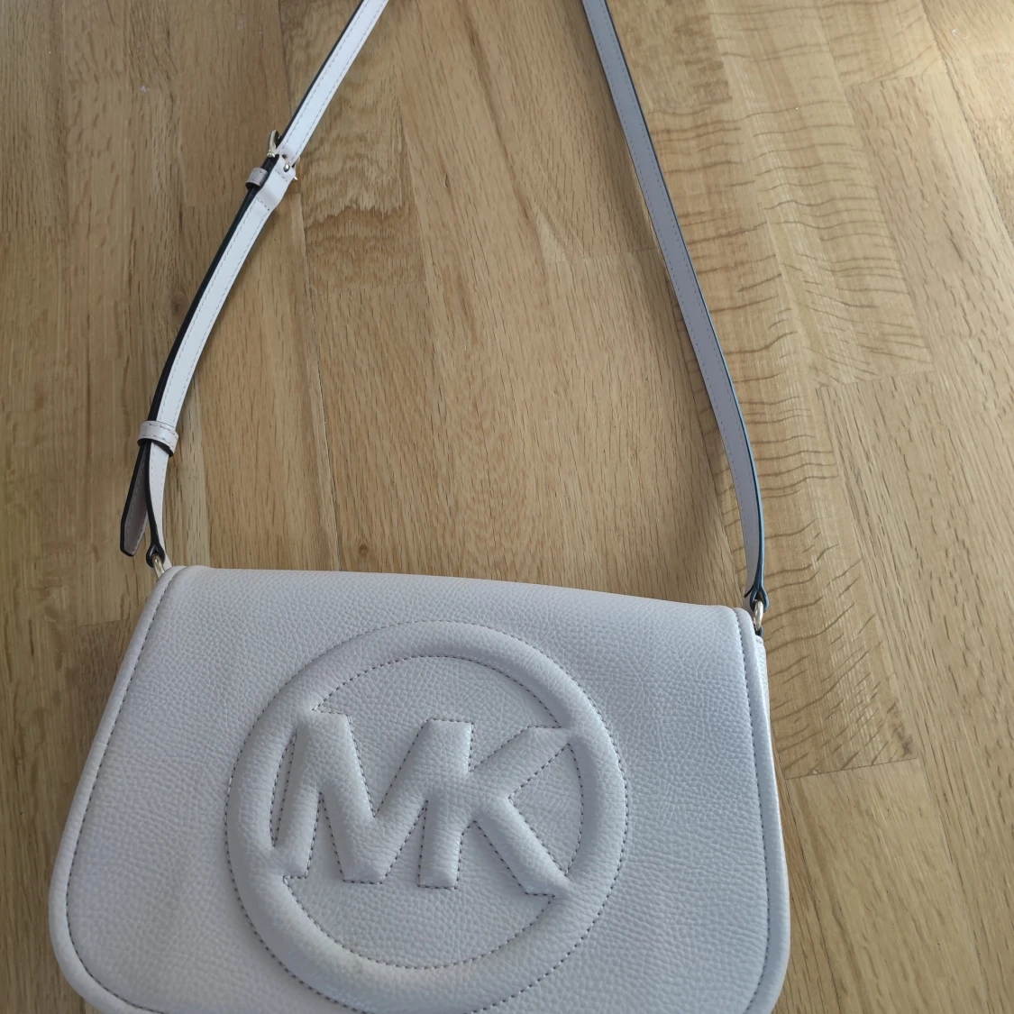 Vit axelväska Michael Kors Brynn - 1