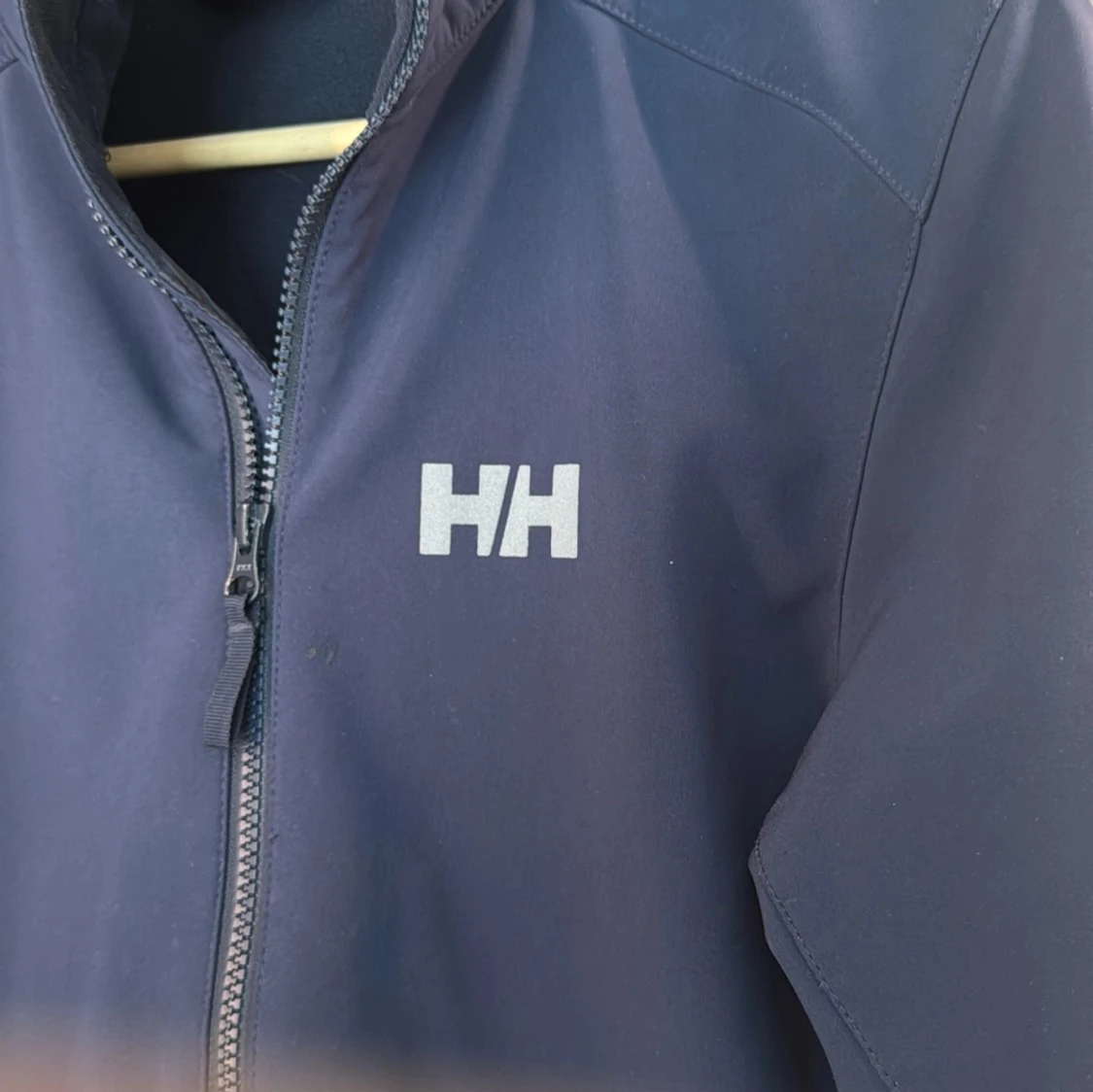 Mörkblå softshelljacka från Helly Hansen - 92